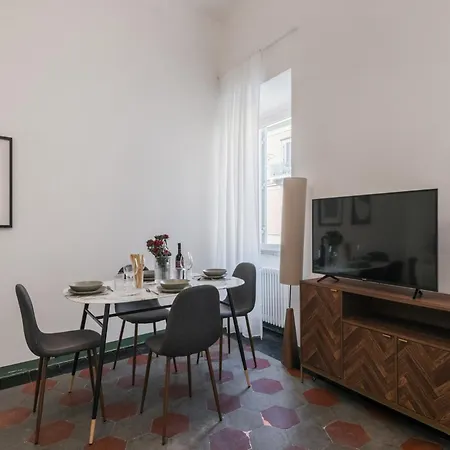 The Rent - Two-bedroom In Santa Maria Maggiore * ローマ
